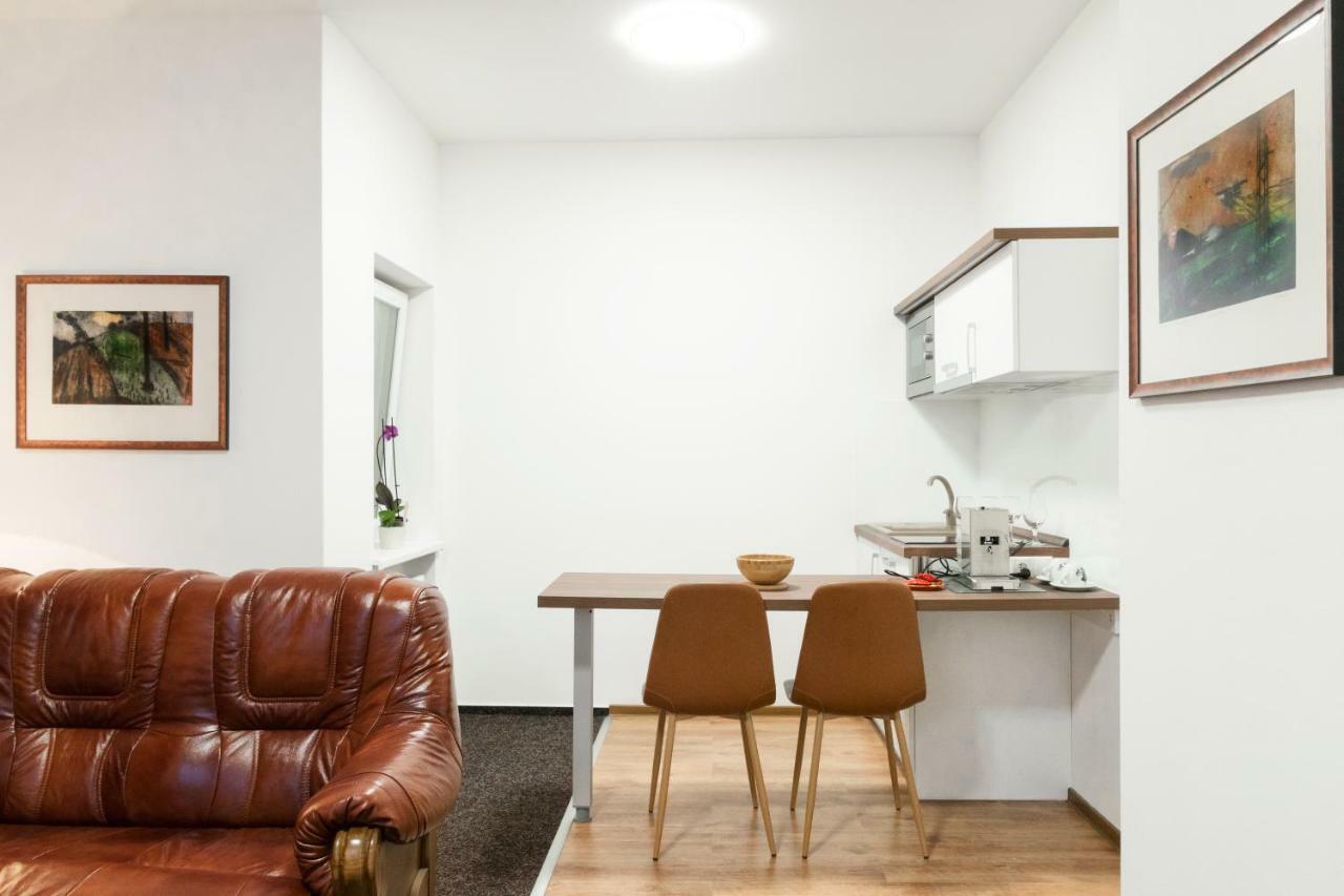 Villa Centrum Apartmány Martin Esterno foto