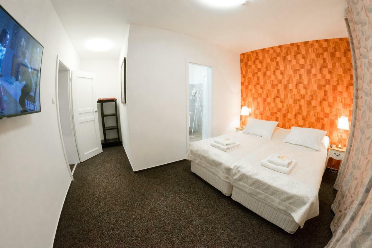 Villa Centrum Apartmány Martin Esterno foto